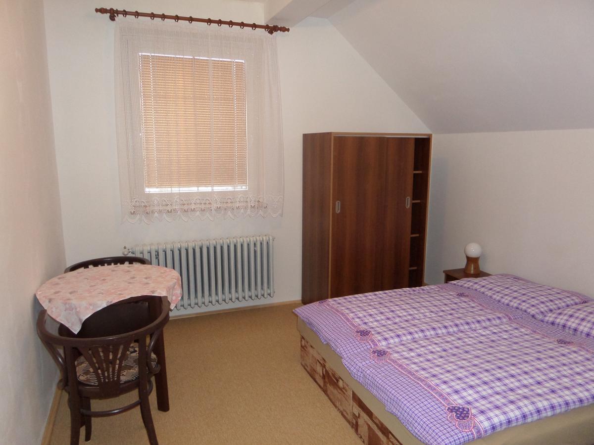 Apartman Svoboda Svoboda nad Upou Ngoại thất bức ảnh
